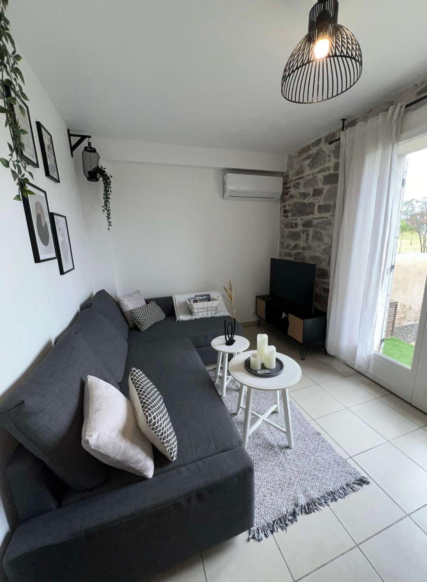 Apartamento La Bastide Saint Pierre T2 - Jardin Roquebrune-sur-Argens Exterior foto