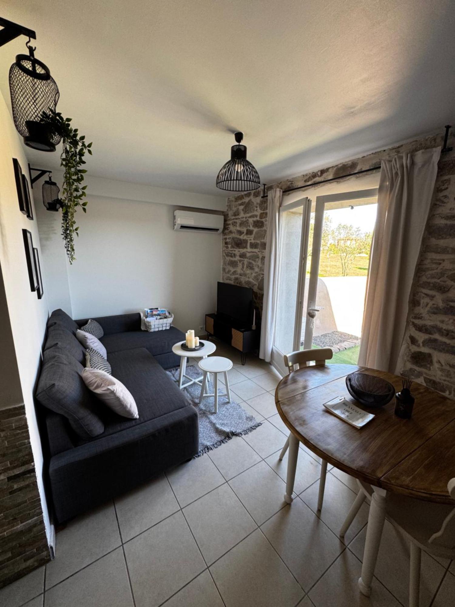 Apartamento La Bastide Saint Pierre T2 - Jardin Roquebrune-sur-Argens Exterior foto